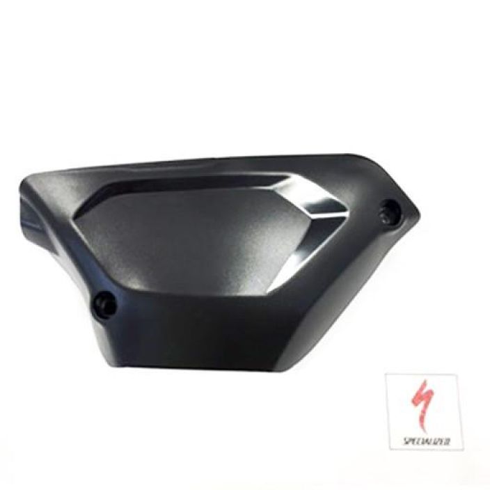 Specialized Levo Motor Cover Left Top V2 Specialized Levo vasemmanpuoleinen ylempi moottrinsuojamuovi.