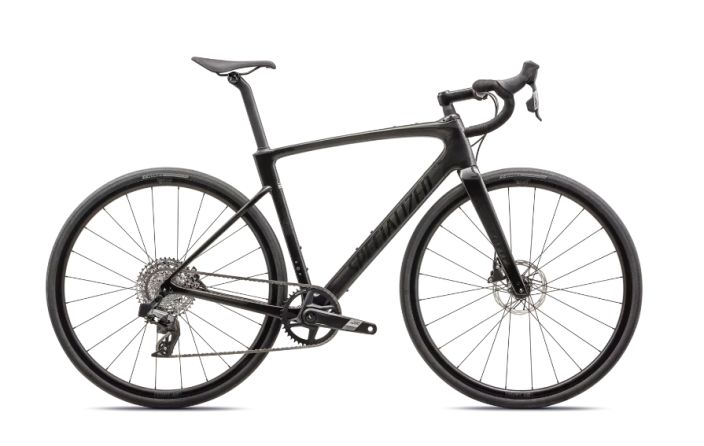 Specialized Roubaix SL8 Sport Apex Carbon Smoke Loimme endurance road -luokan kaksi vuosikymmenta sitten ja todistimme, etta