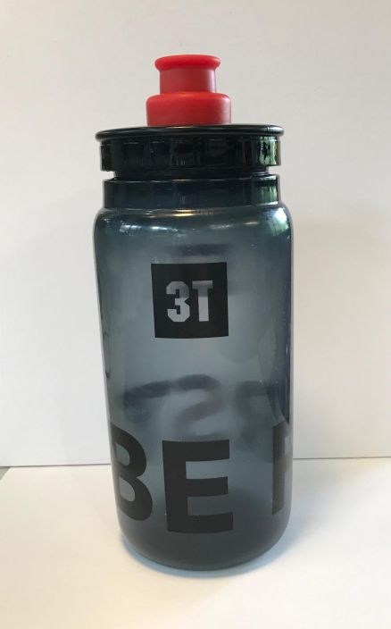 3T Be First Waterbottle Practical and useful new drinking bottle with 550 ml (18 fluid oz) capacity, with a unique racing