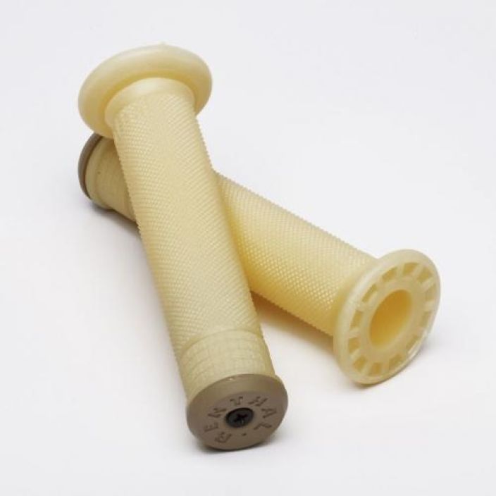 Renthal Push-On Grip Kevlar Pitavat ja tukevat tupit. Features • Knurled grip section for ultimate control • Block pattern