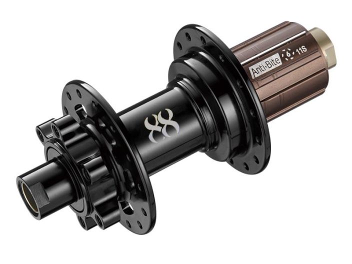 88 Racing Rear Hub 32h 12x142mm Laadukas takanapa. 32 reikaa 12x142mm Shimano / Sram (Ei XD) Antibite-vapaaratas 6-pultti