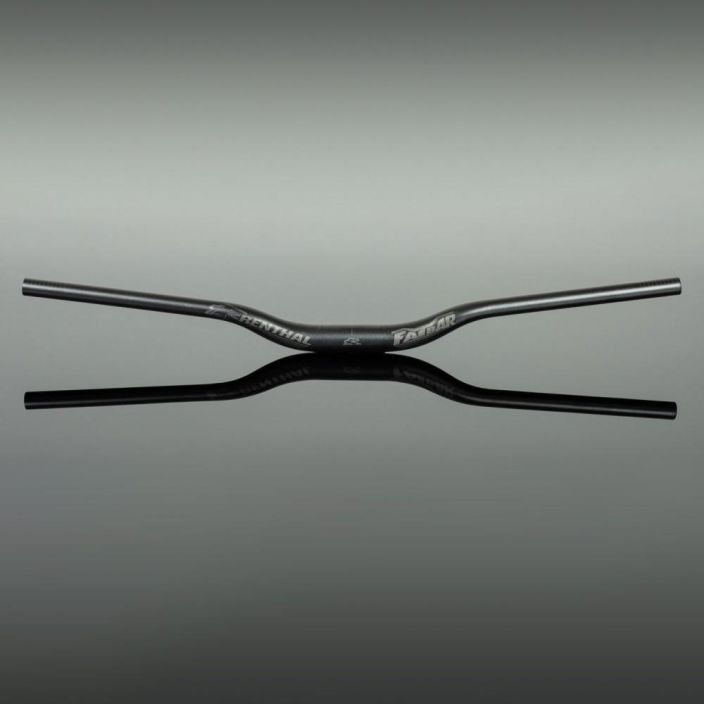 Renthal Fatbar 35 30mmm Uusi logo, legendaarinen kestavyys. Width 800mm Backsweep 7° Upsweep 5° Rise 30mm Clamping Diameter
