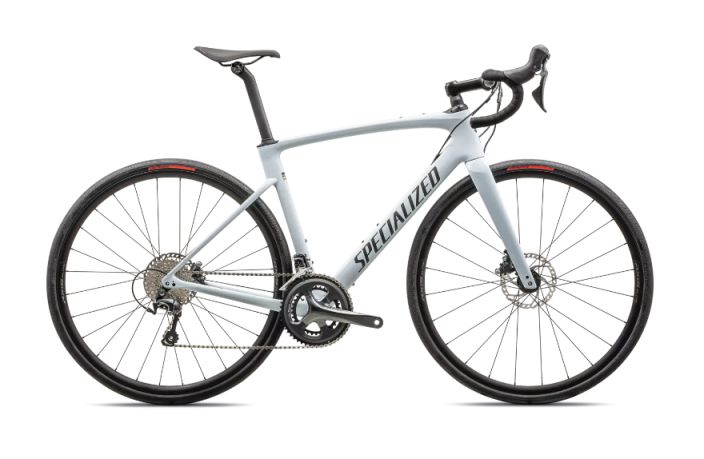 Specialized Roubaix Base Morning Mist Smoke Loimme endurance road -luokan kaksi vuosikymmenta sitten ja todistimme, etta