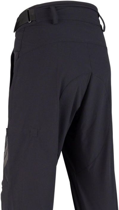 45NRTH Naughtvind Light Pant Uusi hieman kevyempi 45NRTH Naughtvind -ajohousu. Softshell-materiaalista tehty tuulenpitava,