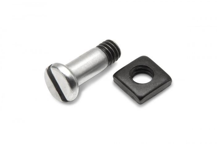 Izumi V-Connector 1/8 Black Vahva tapa yhdistaa ketjut. 1/2×1/8&quot; Ketjulukko Musta