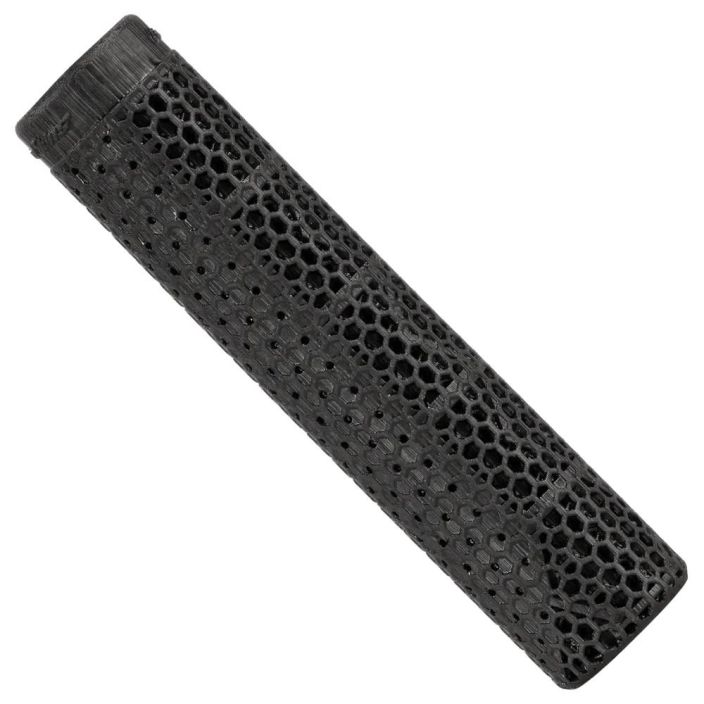 Lizard Skins 3DGRP Grips Black Lizard Skins 3DGRP Grips - jet black The new Lizard Skins 3DGRP is created by Carbon®