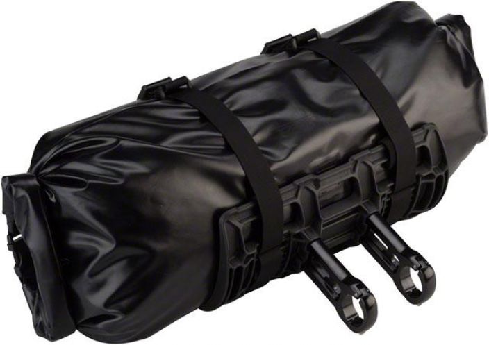 Salsa EXP Series Anything Cradle with 15 Liter Dry Bag and Straps Hyvin vedelta suojaava laukku ja teline ohjaintangon