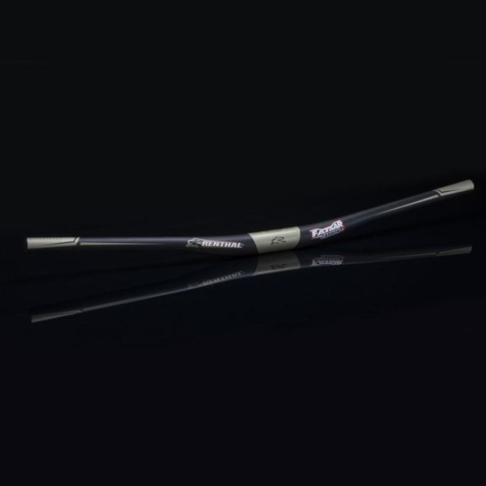 Renthal 35 Fatbar Carbon 10mm Rise Hiilikuituinen 800mm levea maastotanko legendaariselta valmistajalta. 800mm Width 225g
