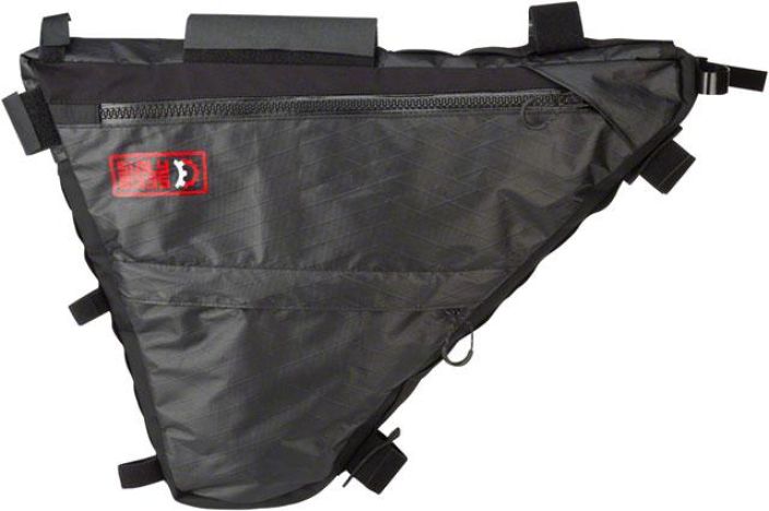 Surly Straggler-Check Frame Bag 56 Revelate Designin valmistama runkolaukku Surlyn Straggler ja Crosscheck -pyoriin.