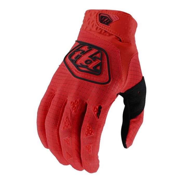 Troy Lee Designs Air Glove Red Kevyet ja hengittavat pitkat ajohanskat. Punainen