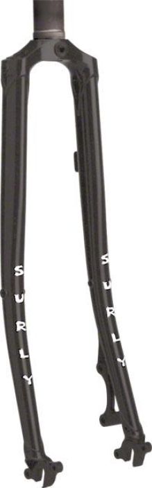Surly Straggler Fork 700c Terashaarukka 700c-kiekoille. Rengastila 50mm ilman lokasuojia.