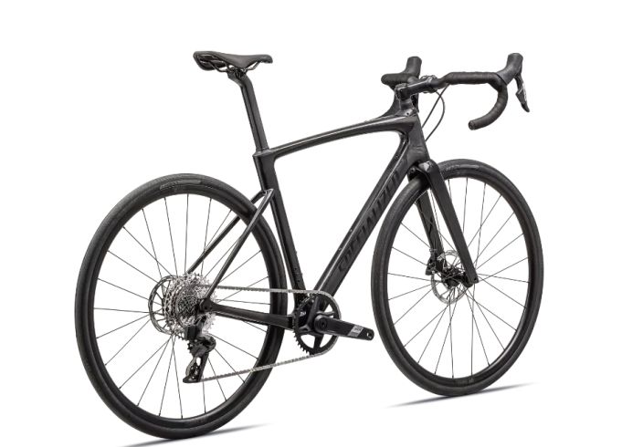 Specialized Roubaix SL8 Sport Apex Carbon Smoke Loimme endurance road -luokan kaksi vuosikymmenta sitten ja todistimme, etta