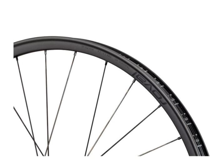 Roval Traverse HD 350 6-bolt 29&quot; Front WHeel SURVIVAL OF THE STRONGEST: More Than the Strongest Carbon Wheelset In Our Known
