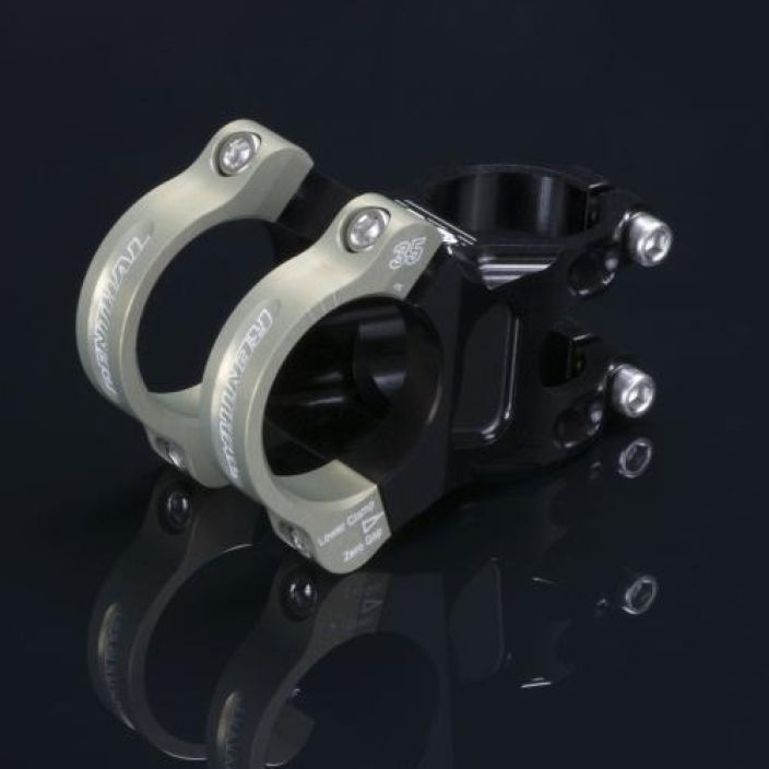 Renthal Apex Stem 35 Vahva ja tukeva alumiinen kannatin legendaariselta valmistajalta. Rise - +/-6° Clamp Width - 46mm Stack