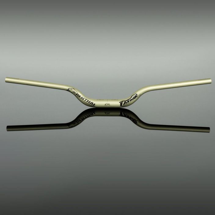 Renthal Fatbar35 Gold 60mm Uusi logo, legendaarinen kestavyys. Kullan varinen. Width 820mm Backsweep 9° Upsweep 5° Rise 60mm