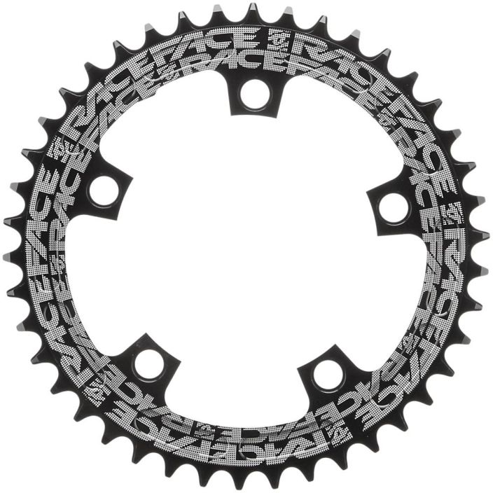 Race Face Narrow Wide 110BCD Eturatas Narrow Wide -eturatas 110bcd:lle - Yhteensopiva 9-, 10- ja 11-vaihteisten