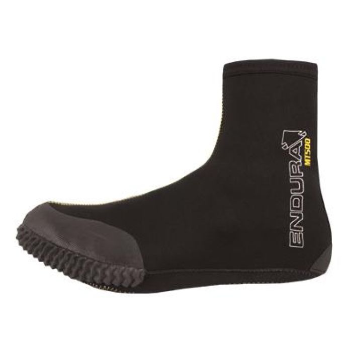 Endura MT500 II Overshoe Vahvat, kestavat ja hyvin suojaavat kengansuojat.