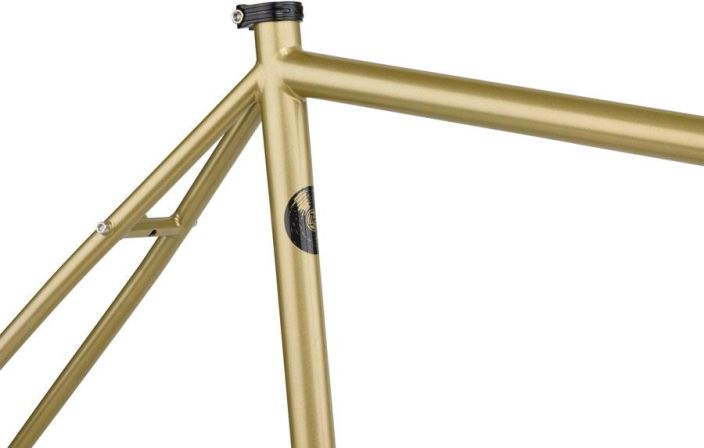 Surly Midnight Special Frameset Fool's Gold Teraksinen jokapaikanrunko. Huono asfaltti tai hiekkatie, jopa metsapolut,