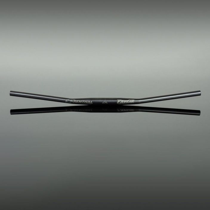 Renthal Fatbar Lite 0mm Uusi logo, legendaarinen kestavyys. Width 780mm Sweep 9° Rise 0mm Clamping Diameter 31.8mm Weight