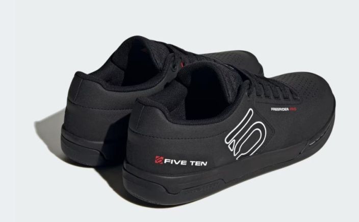 Five Ten Pro Core Black-Cloud White-Cloud White tuotekuva 1 Five Ten Pro Core Black-Cloud White-Cloud White tuotekuva 1