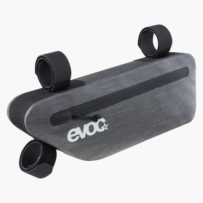 Evoc Frame Pack WP S 1.5L Grey Varustelaukku, joka sopii useaan kohtaan rungossa. Kiinnittyy tarrahihnoilla. Koko: Small