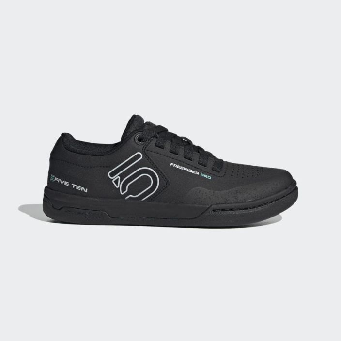 Five Ten Freerider Pro Womens Core Black / White Freerider... Naisille Pro-versiossa parempi suojaavuus karjessa seka