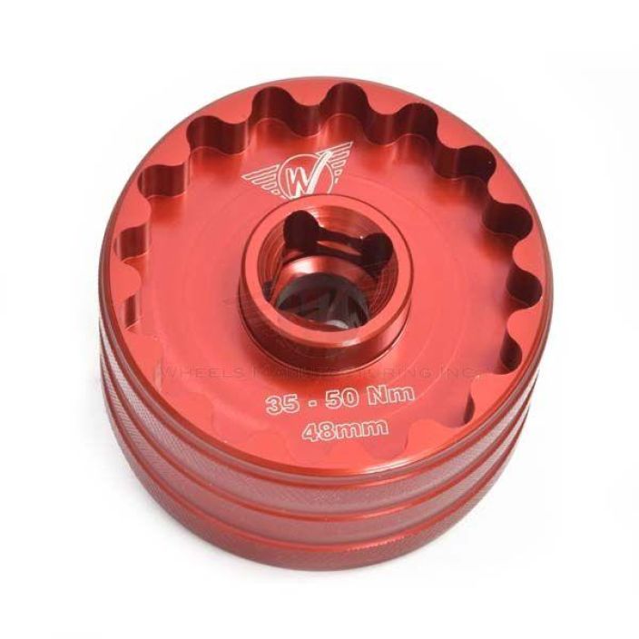 Wheels Mfg Bottom Bracket Socket, 48.5mm / 44mm Keskioavain Wheels MFG:n keskelta kierteellisiin keskioihin. Halkaisijat: