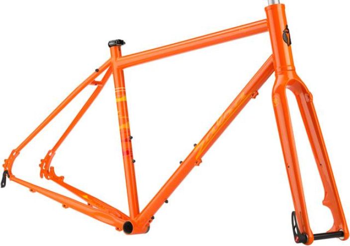 Salsa Vaya Frameset 2017 Kayratankoinen adventure -sarjan terasrunkosetti hiilikuituhaarukalla. 2017-malli