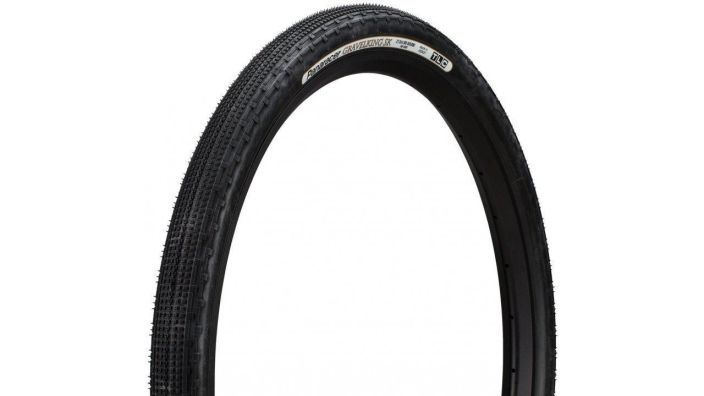 Panaracer Gravelking SK Black 50mm Cyclocross-Gravel -rengas mustalla kyljella. Pistosuojattu 700c/622 50mm 570gr Taitettava
