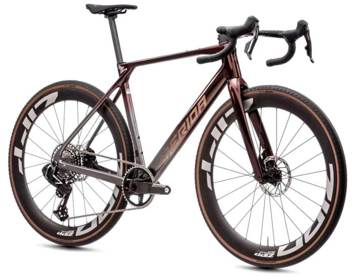 Merida Mission 9000 Wildberry TOIMITUKSET ALKAVAT HELMIKUUSSA! Gravel / All Road pyora. Nopeaan hiekkatiajeluun, kisoihin