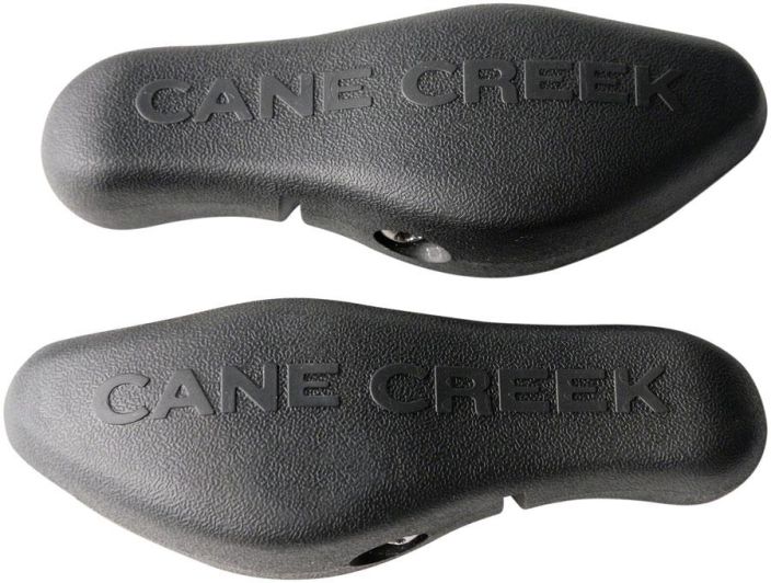 Cane Creek Ergo Control Bar Ends Ergonomiset lisakahvat tangon paatyyn. Antavat hyvan tuntuman tarjoten lisaotekohtia