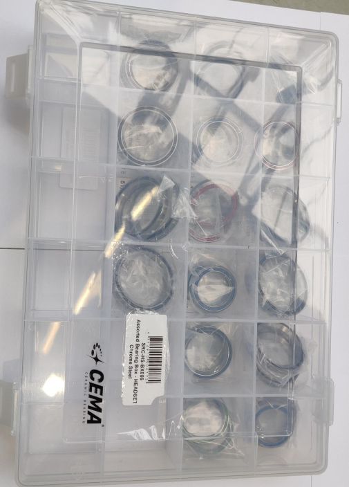 Cema Assorted Box Headset bearings 32pcs Valikoima laakereita. Sisaltaa kaksi kappaletta seuraavia laakereita.