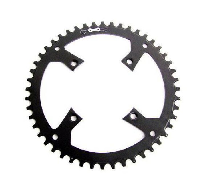 Specialized Vado Chainring 40t 104bcd Alkuperainen eturatas Specialized Vado -pyoriin. 40h Alumiinia 104bcd