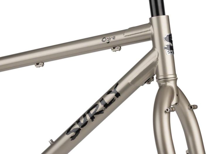 Surly Ogre Frameset Champagne Supernova Uusittu Ogre. 29&quot; terasrunko ja haarukka retkeilyyn, tavarankuljetukseen, karryn