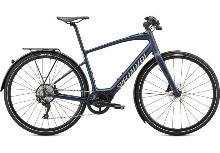 Specialized Turbo Vado SL 4.0 Navy 2020 Taysin uusi kevyempi sahkopyora! Taysin varusteltu sahkopyora. Valot edessa ja